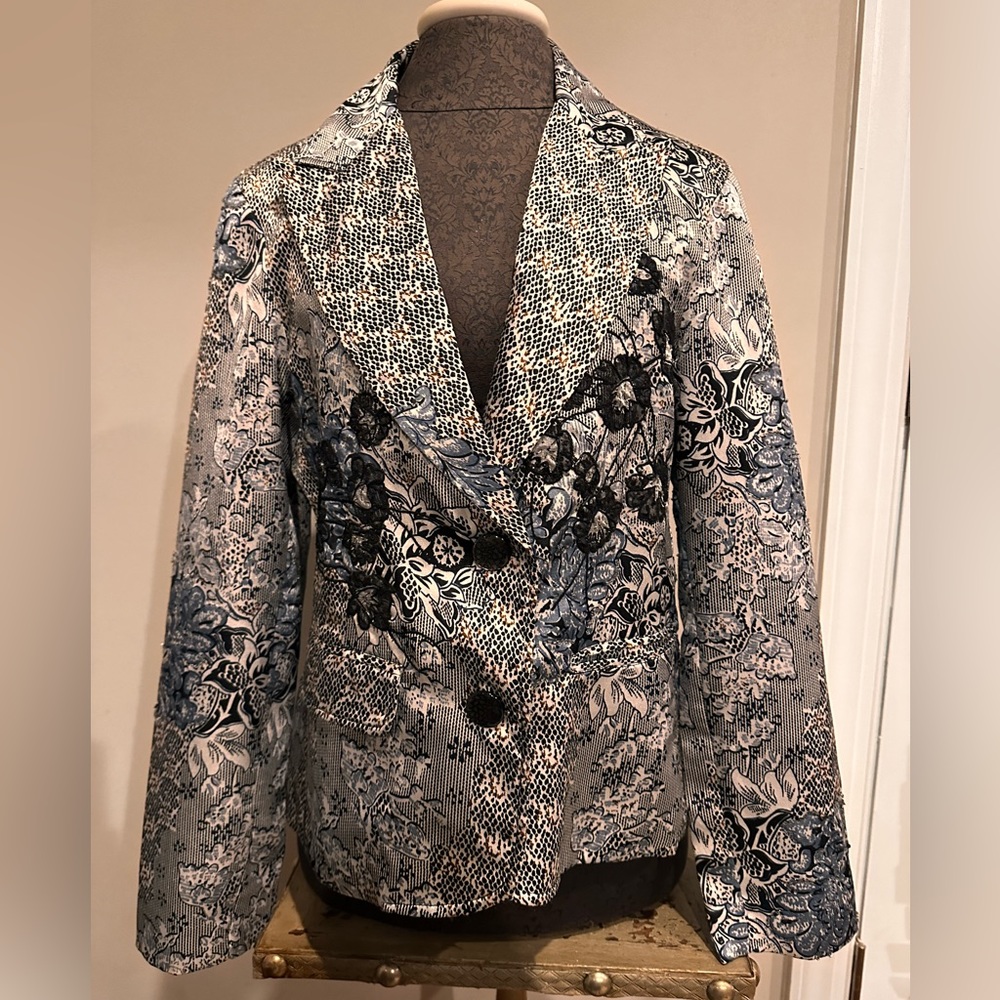 Ladies Vintage Blazer Size Medium